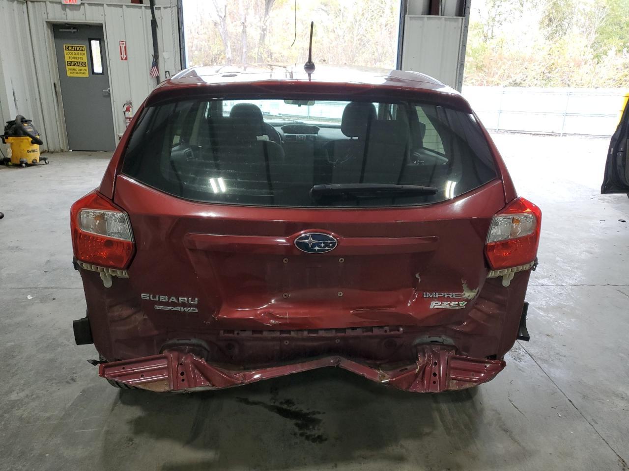 2014 Subaru Impreza Premium - Фото 6