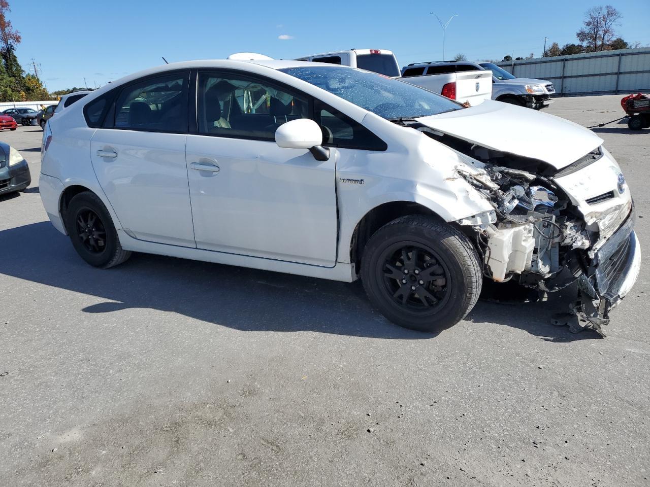 2013 Toyota Prius - Image 4