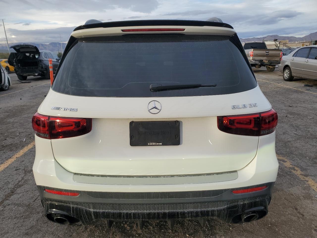 2022 Mercedes-Benz Glb Amg 35 4Matic - Фото 6