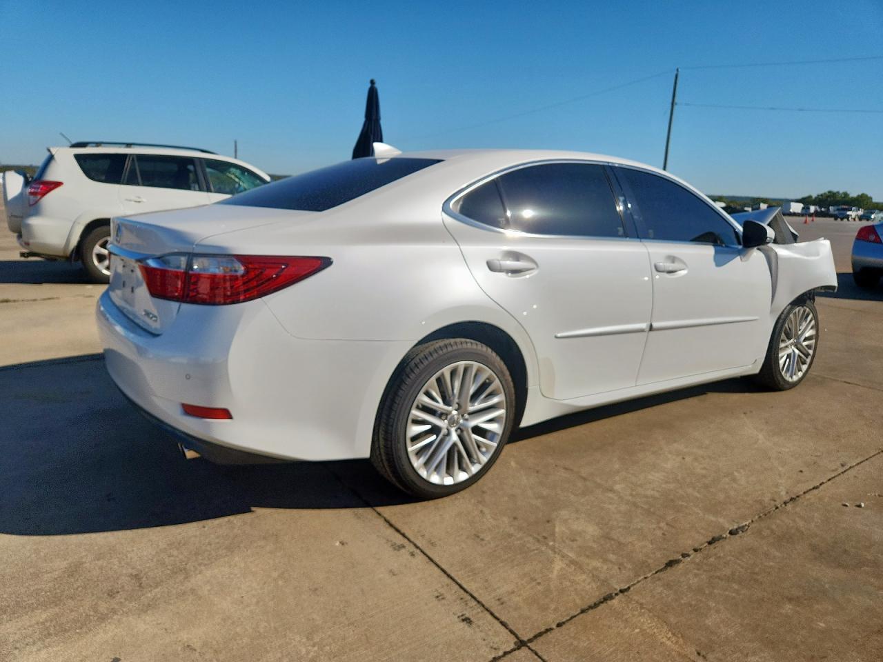 2015 Lexus Es 350 - Image 3