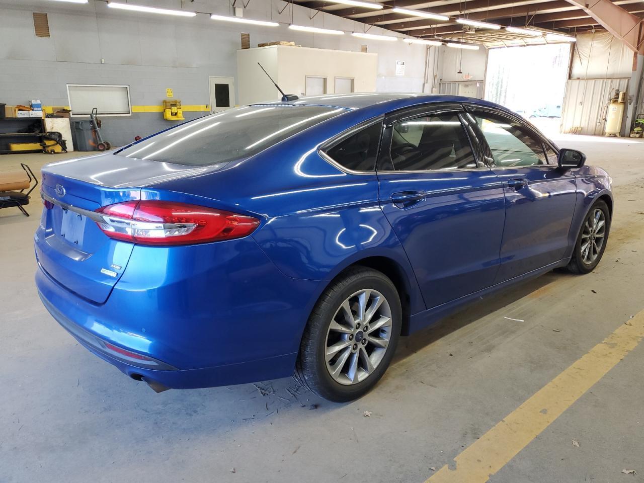 2017 Ford Fusion Se - Фото 3
