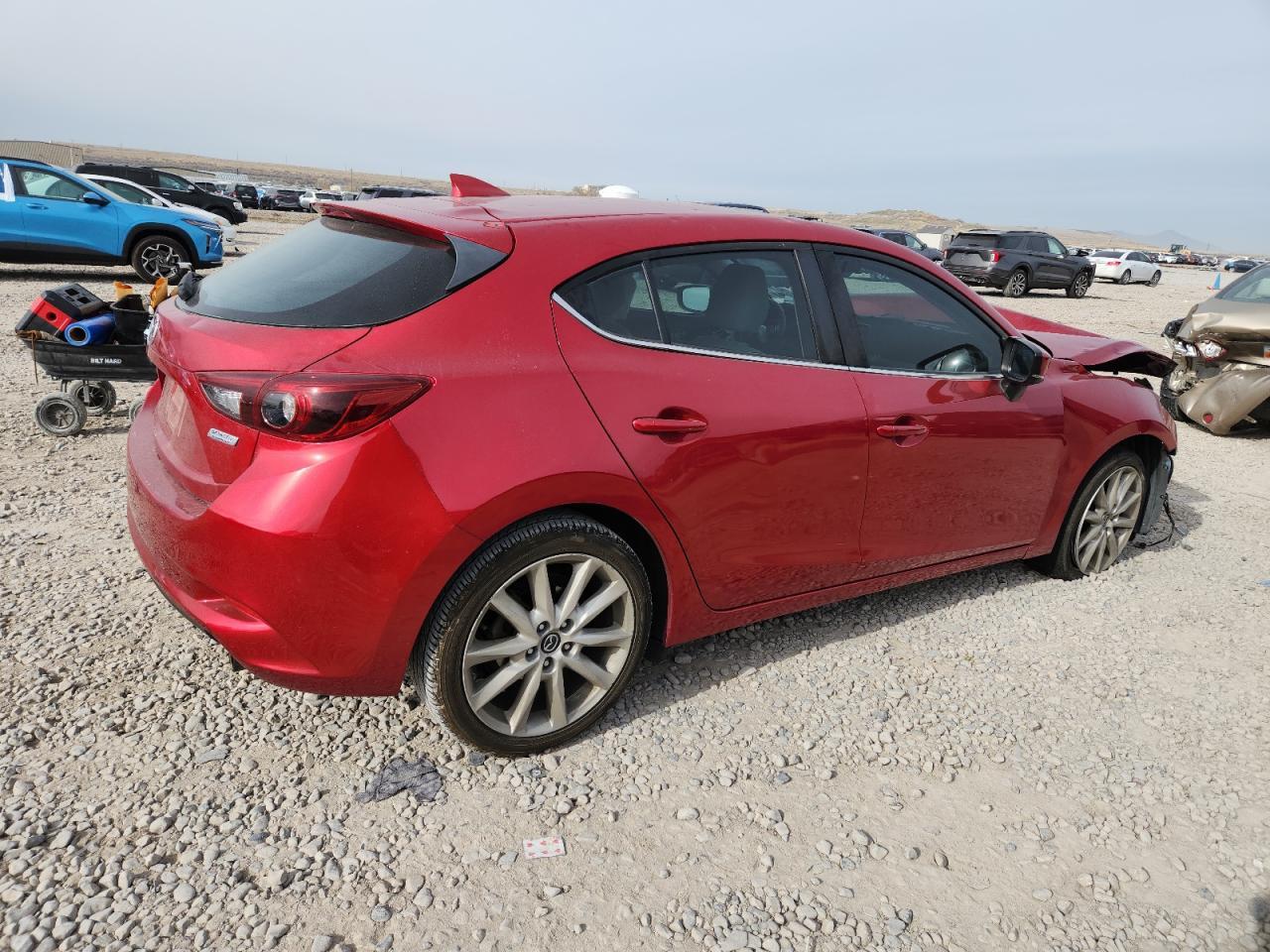 2017 Mazda 3 Grand Touring - Image 3