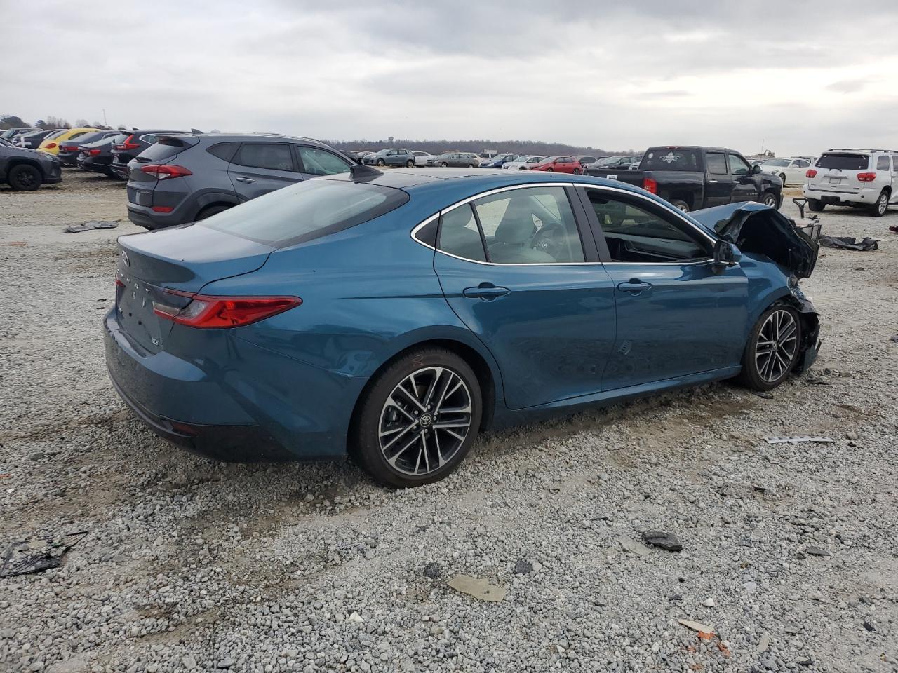 2025 Toyota Camry Xse - Фото 3