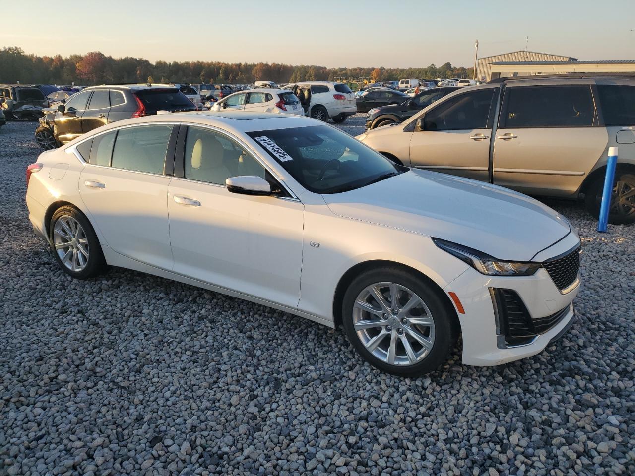 2022 Cadillac Ct5 - Image 4