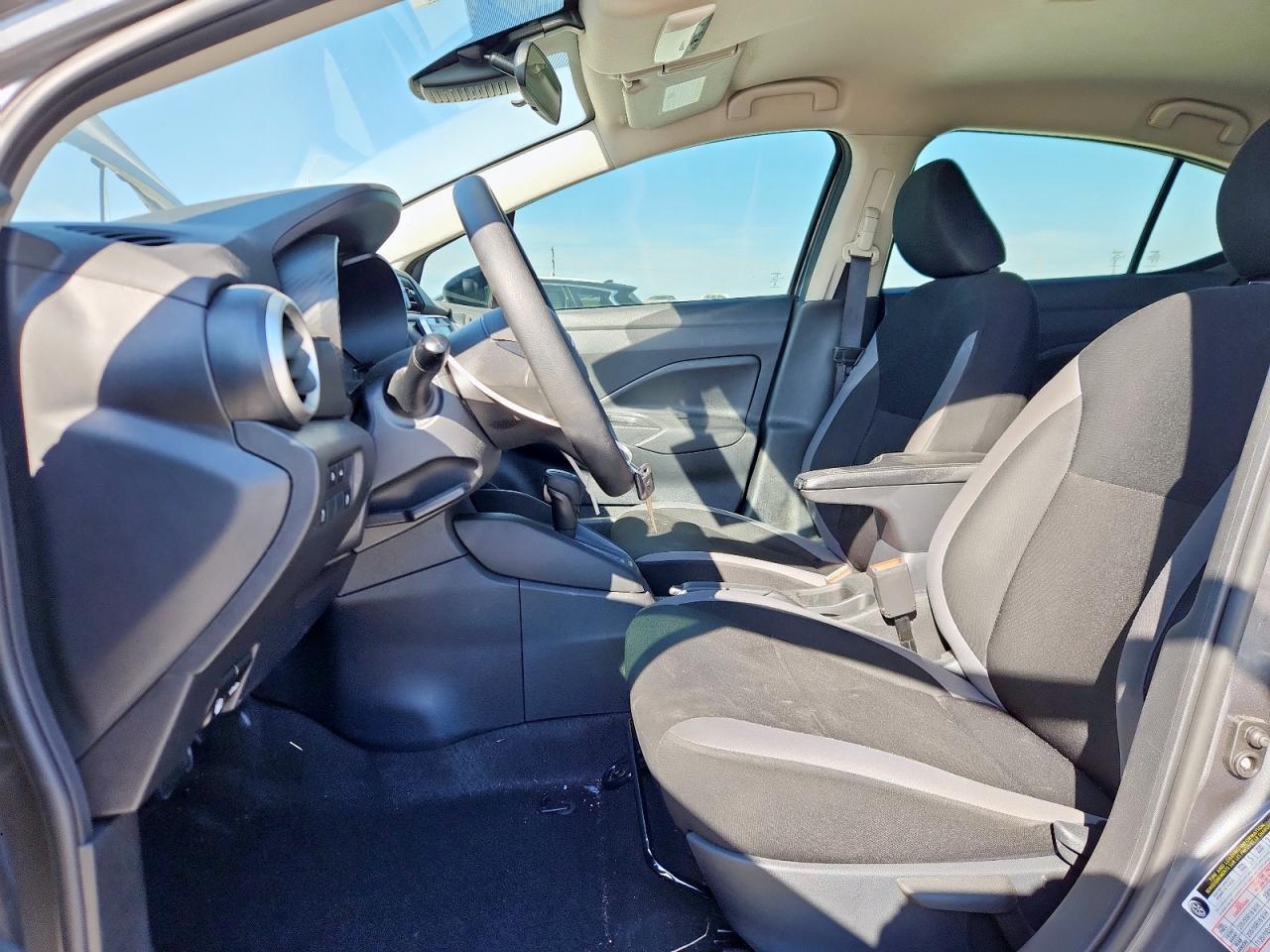 2025 Nissan Versa S - Фото 7