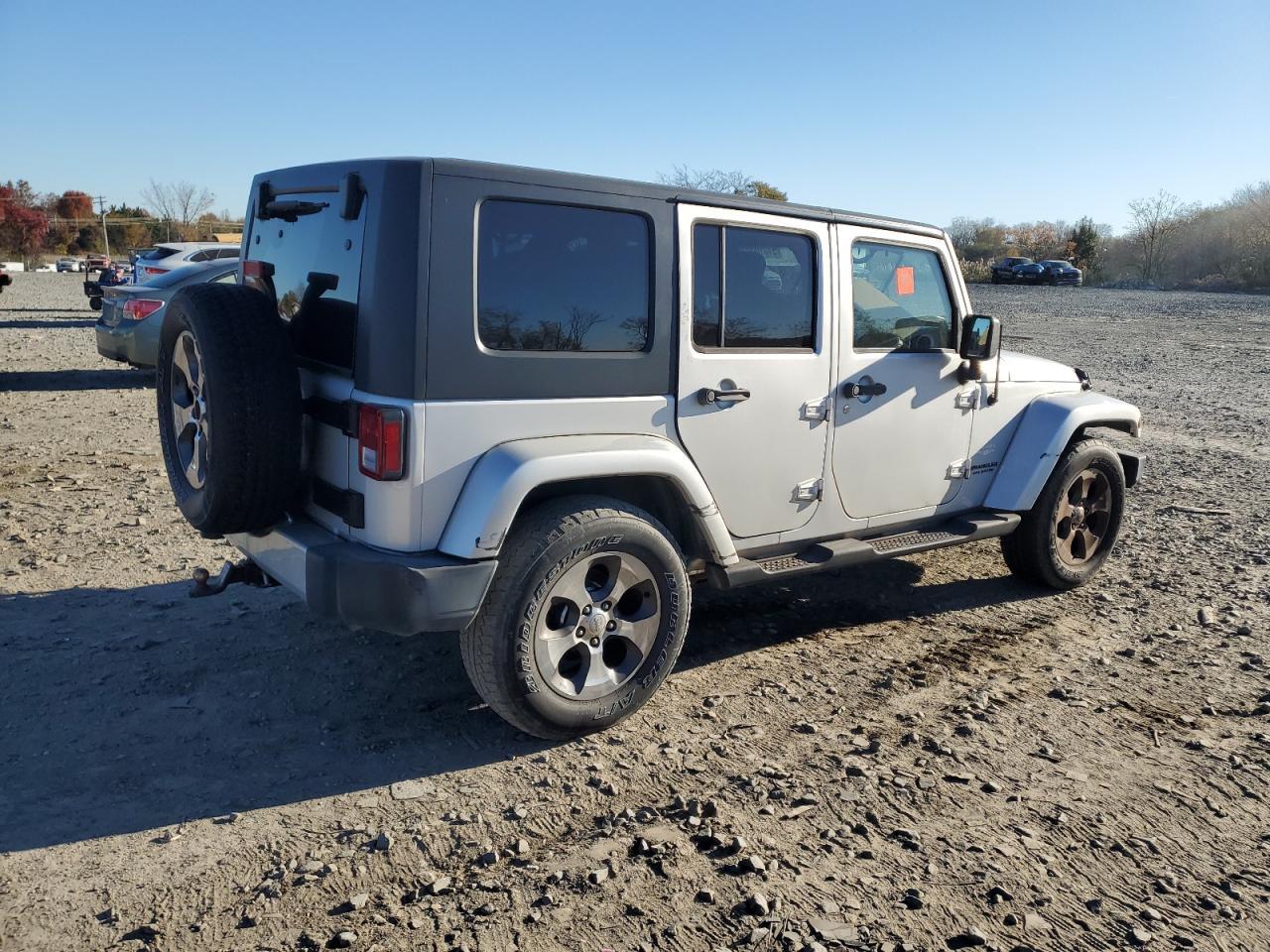 2010 Jeep Wrangler Unlimited Sahara - Фото 3
