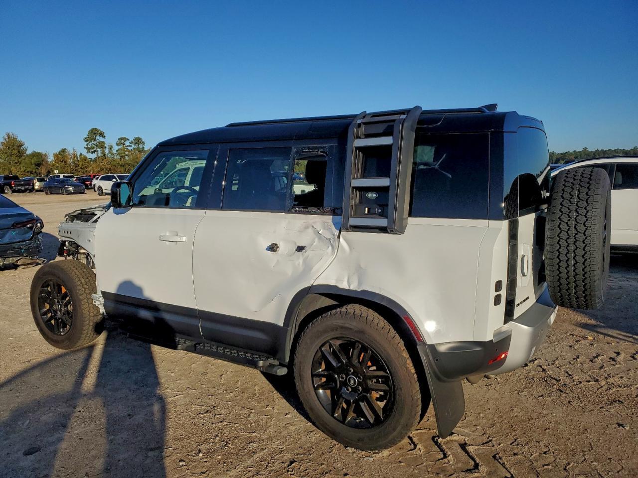 2024 Land Rover Defender 110 S - Image 2