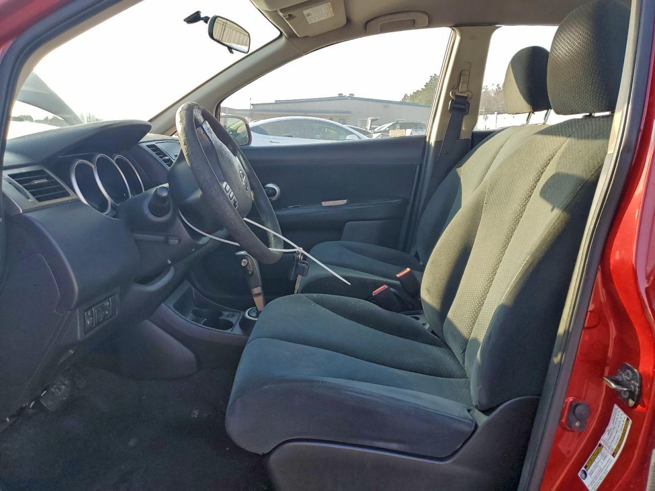 2010 Nissan Versa S - Image 7