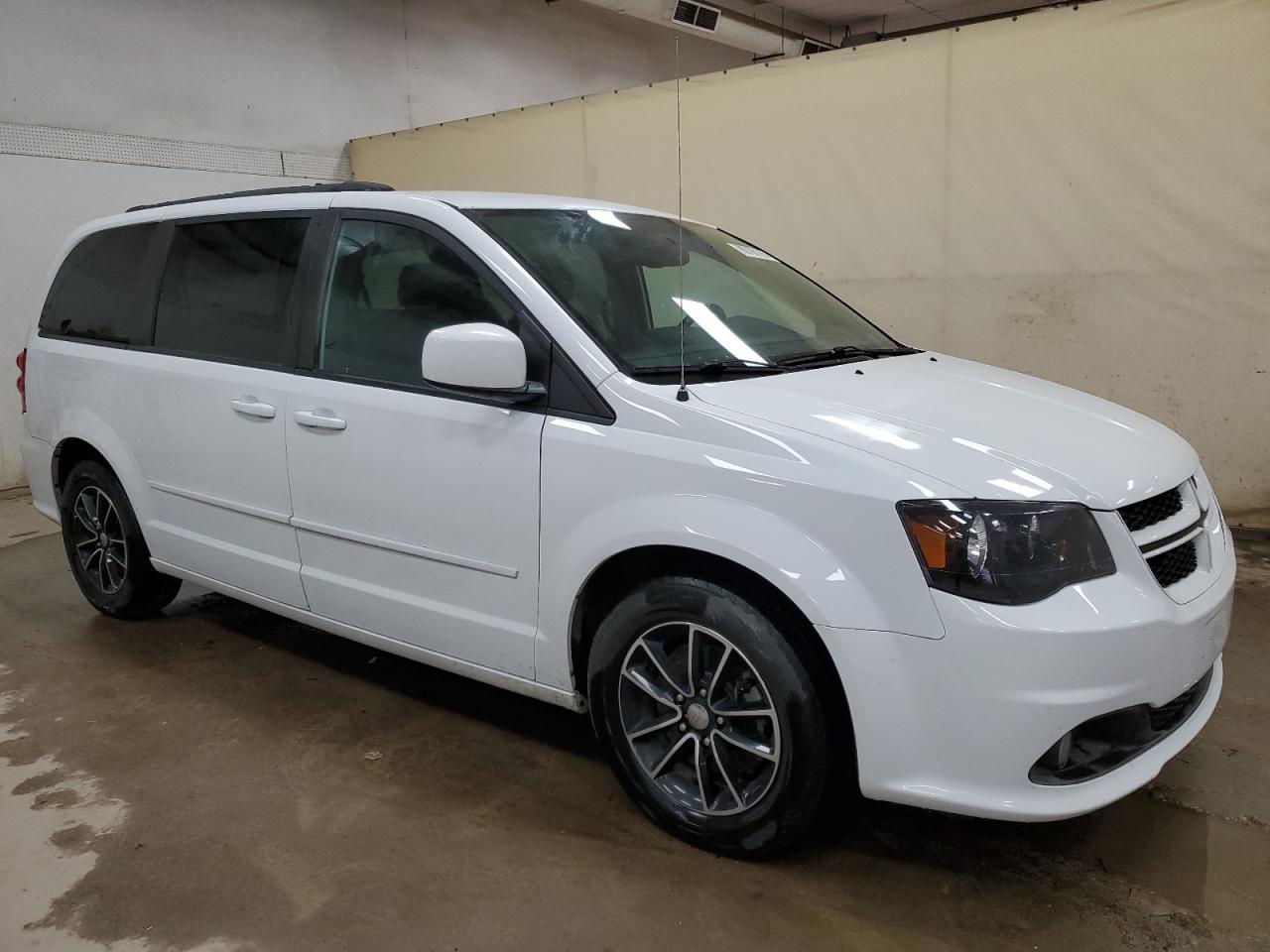 2017 Dodge Grand Caravan Gt - Фото 4