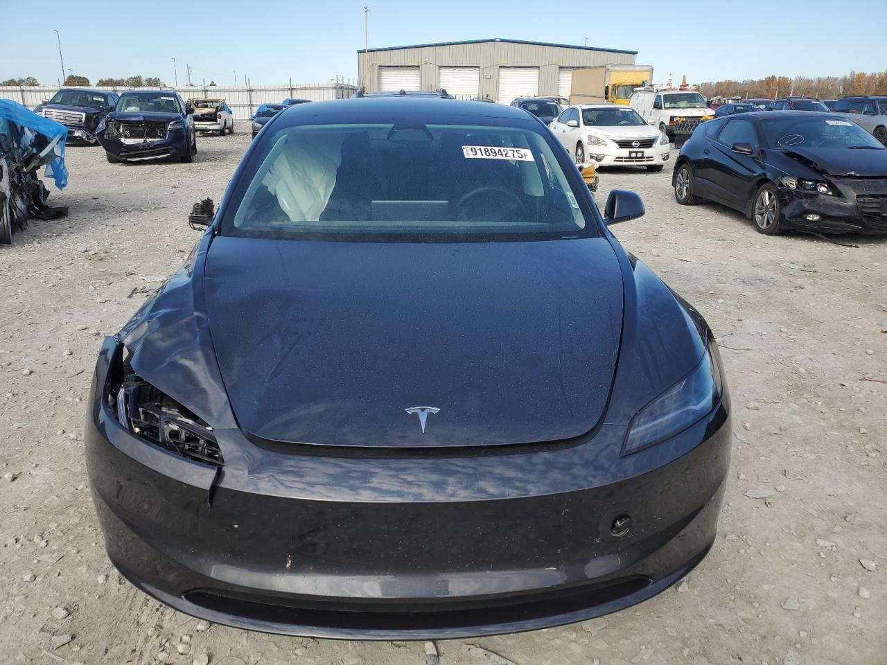 2025 Tesla Model 3 - Image 5