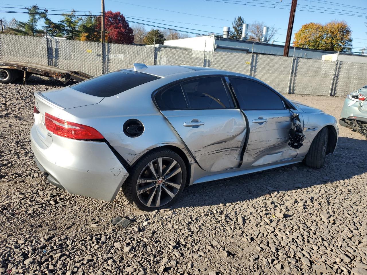 2017 Jaguar Xe R - Sport - Image 3