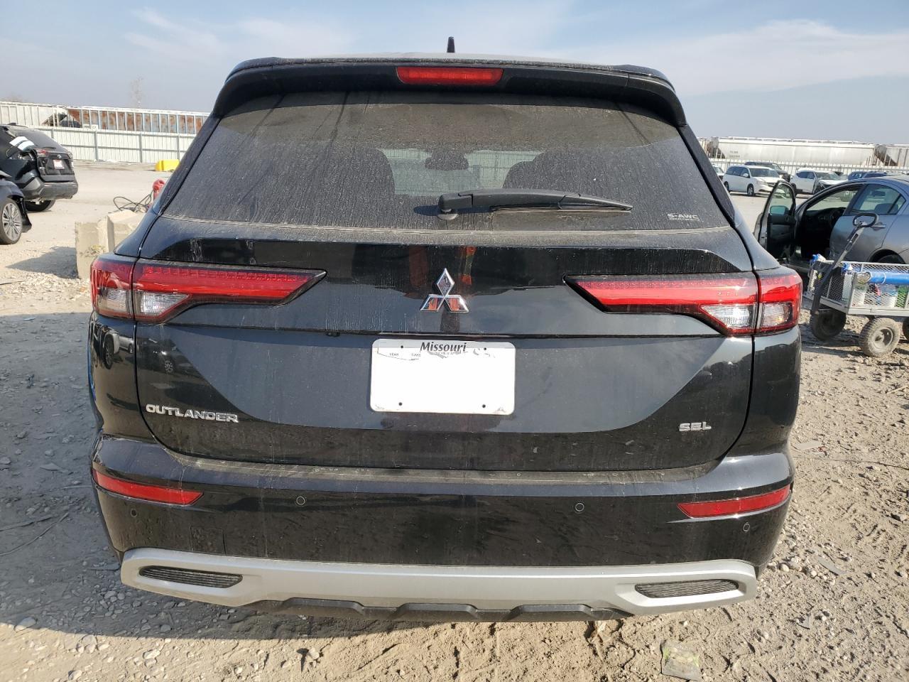 2024 Mitsubishi Outlander Sel - Фото 6