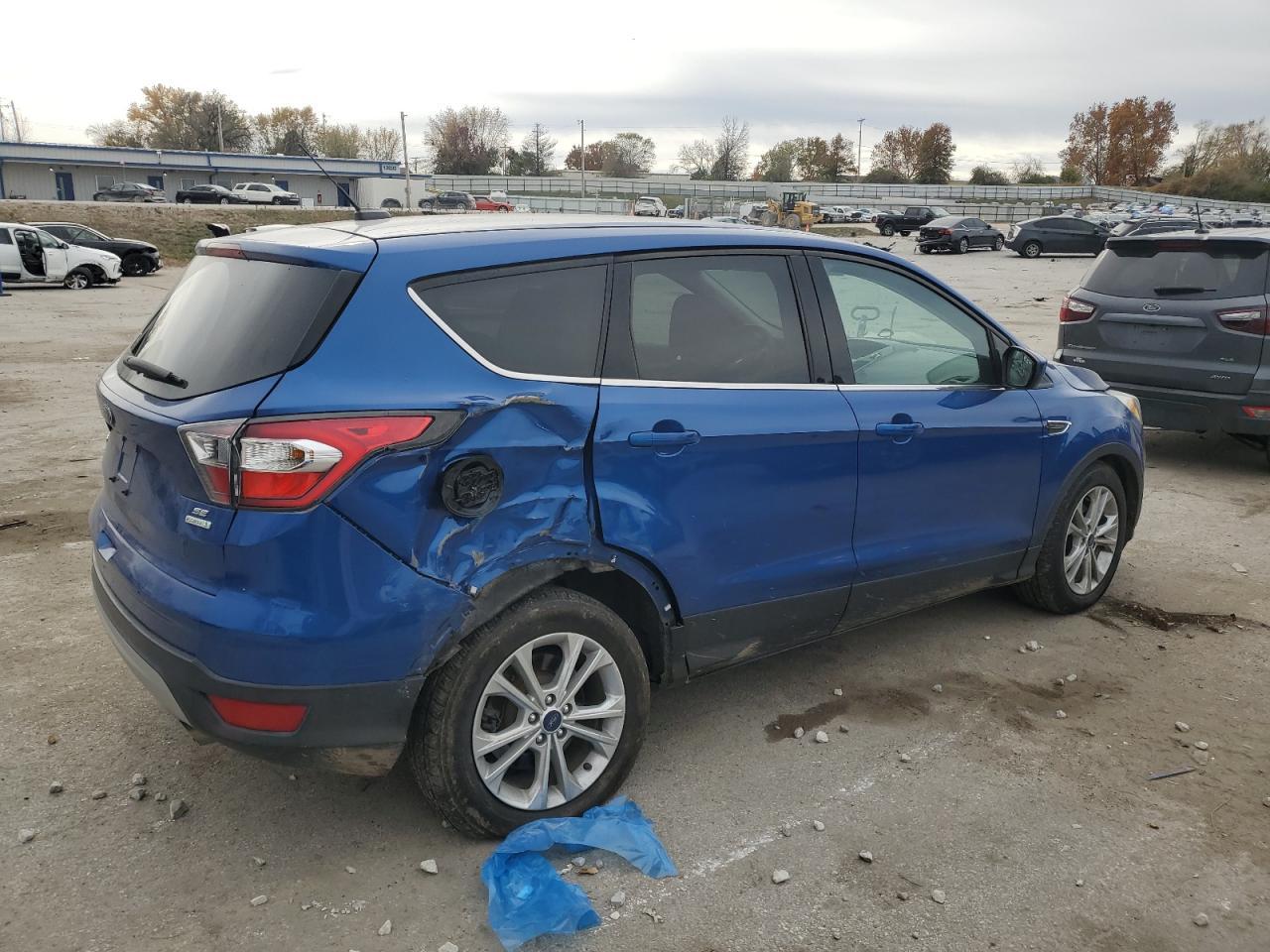 2017 Ford Escape Se - Image 3