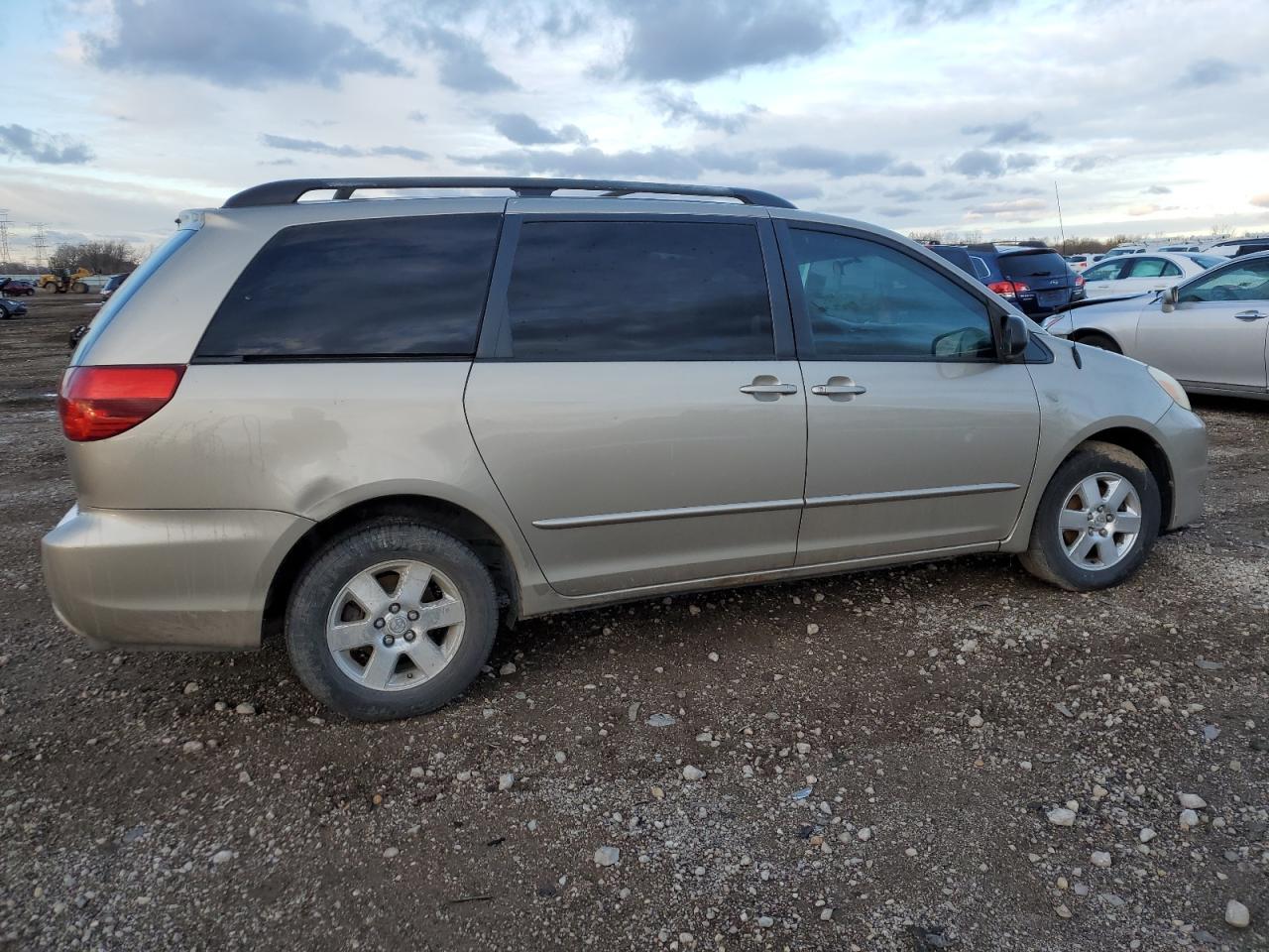 2005 Toyota Sienna Ce - Image 3
