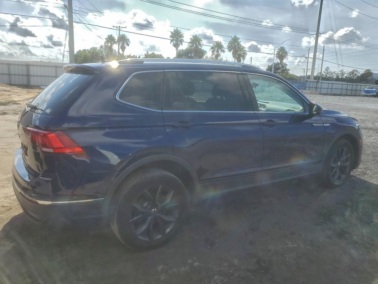 2024 Volkswagen Tiguan - Фото 3