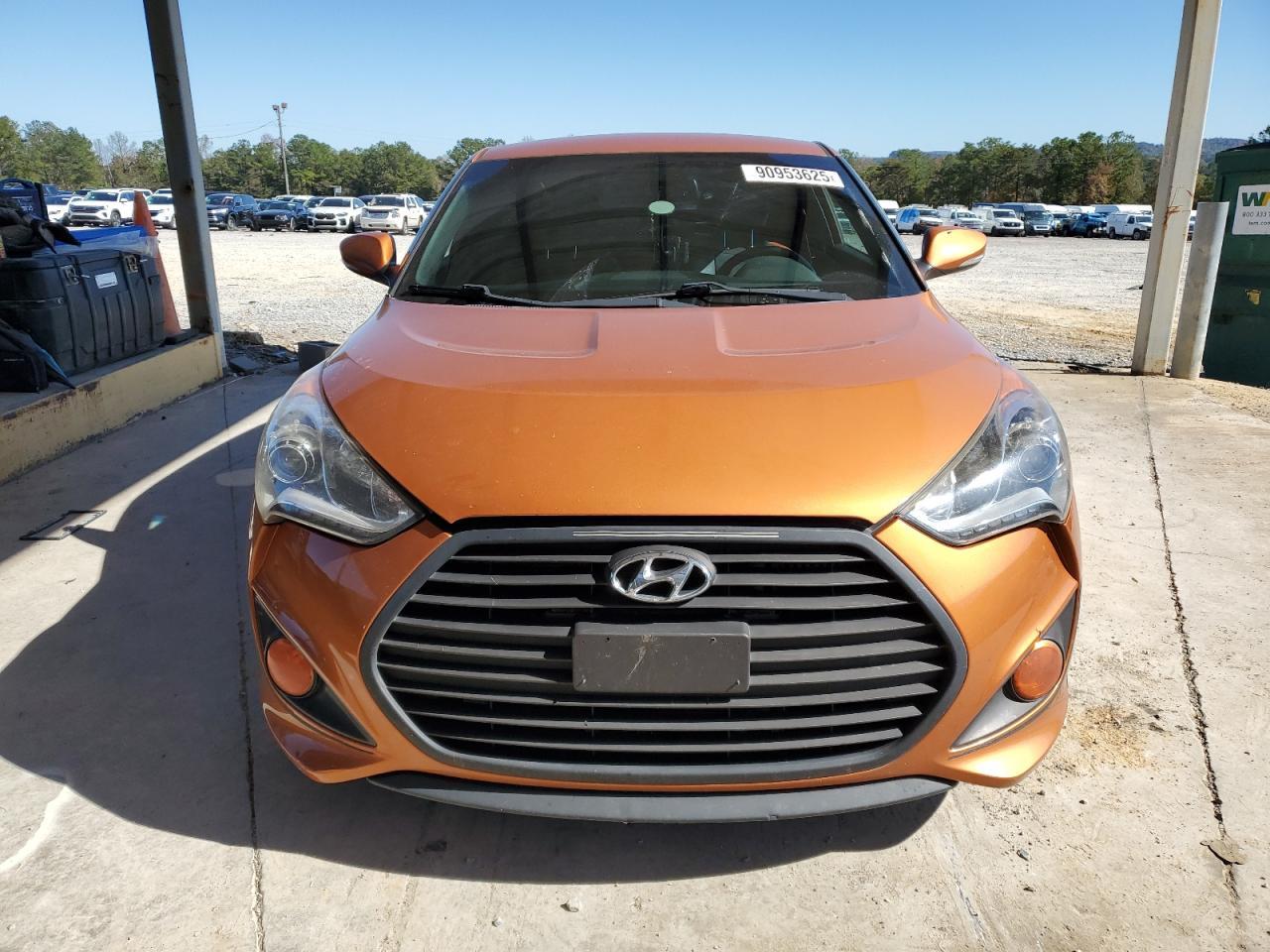 2016 Hyundai Veloster - Image 5