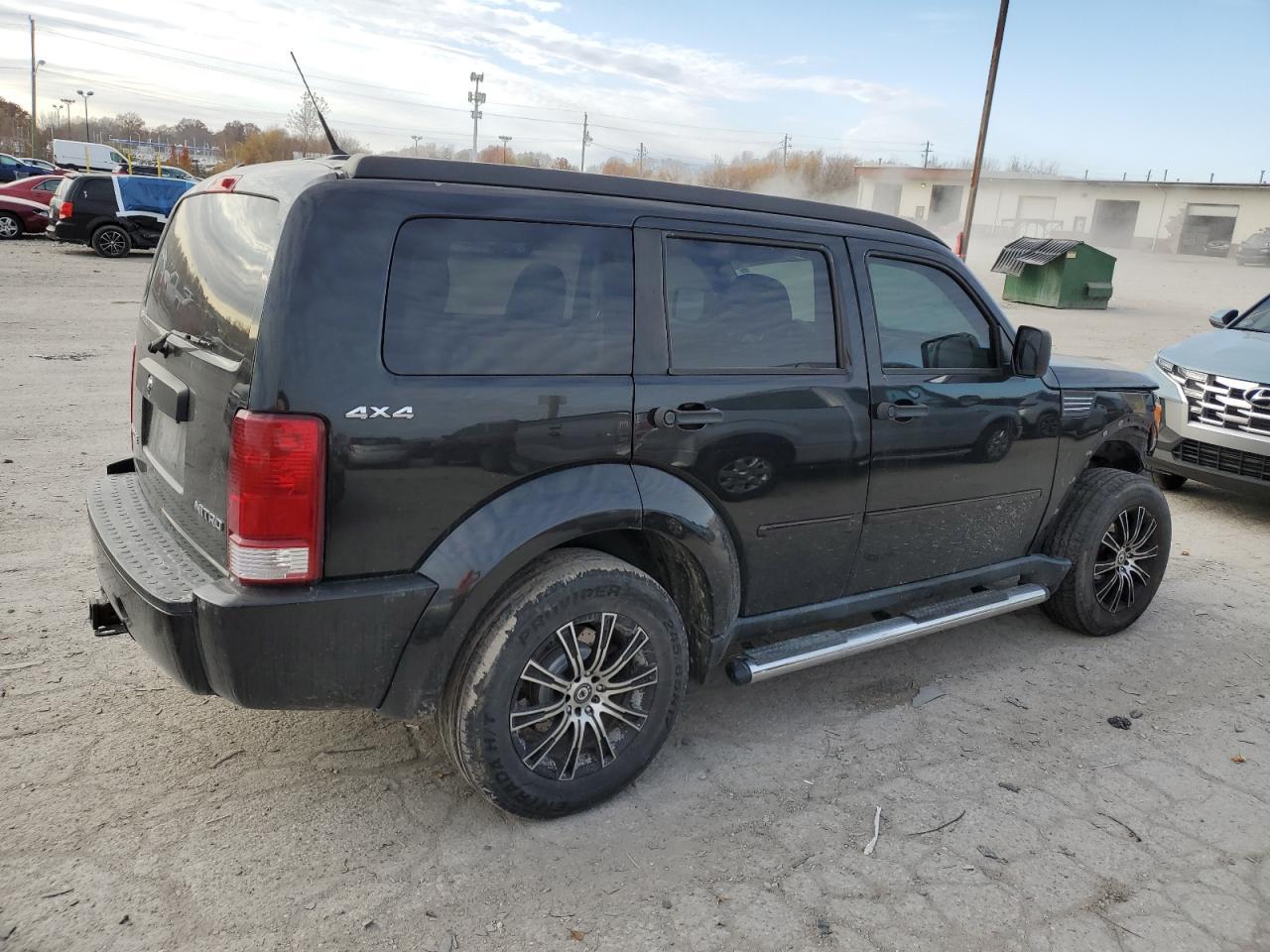 2011 Dodge Nitro Heat - Фото 3