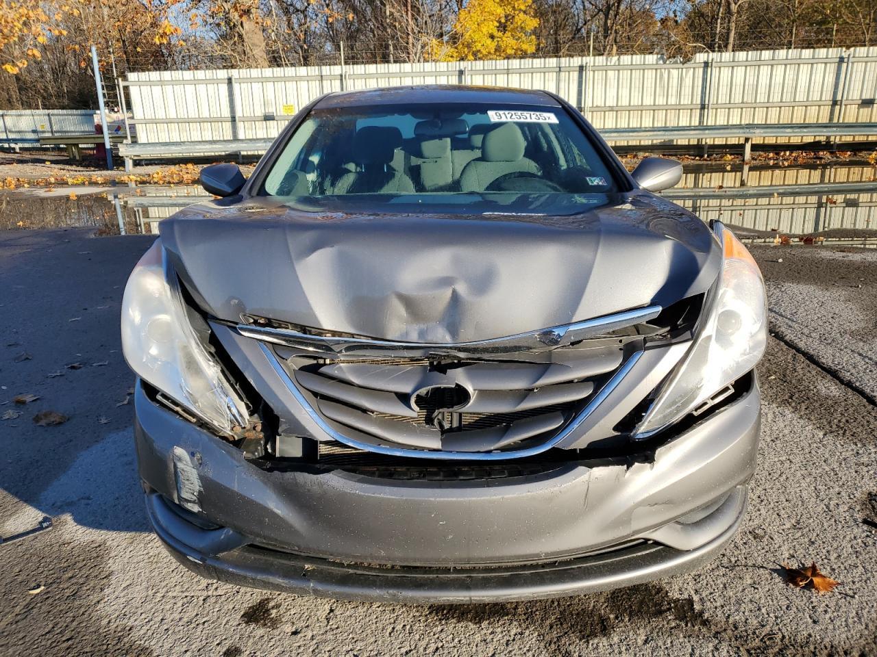 2013 Hyundai Sonata Gls - Image 5