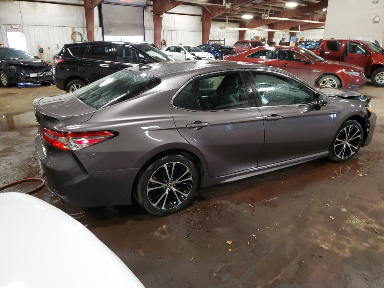 2019 Toyota Camry L - Image 3