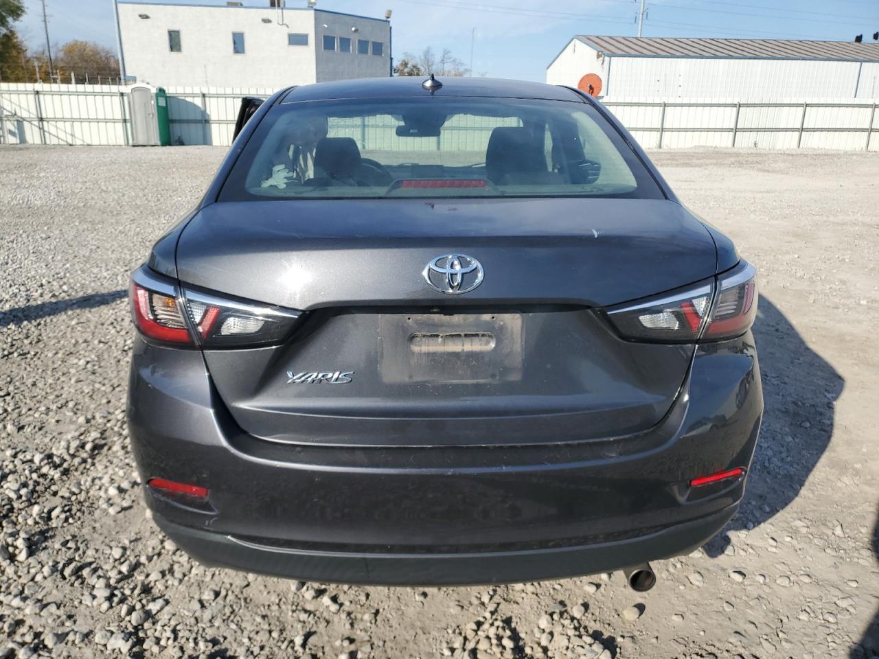 2019 Toyota Yaris L - Image 6