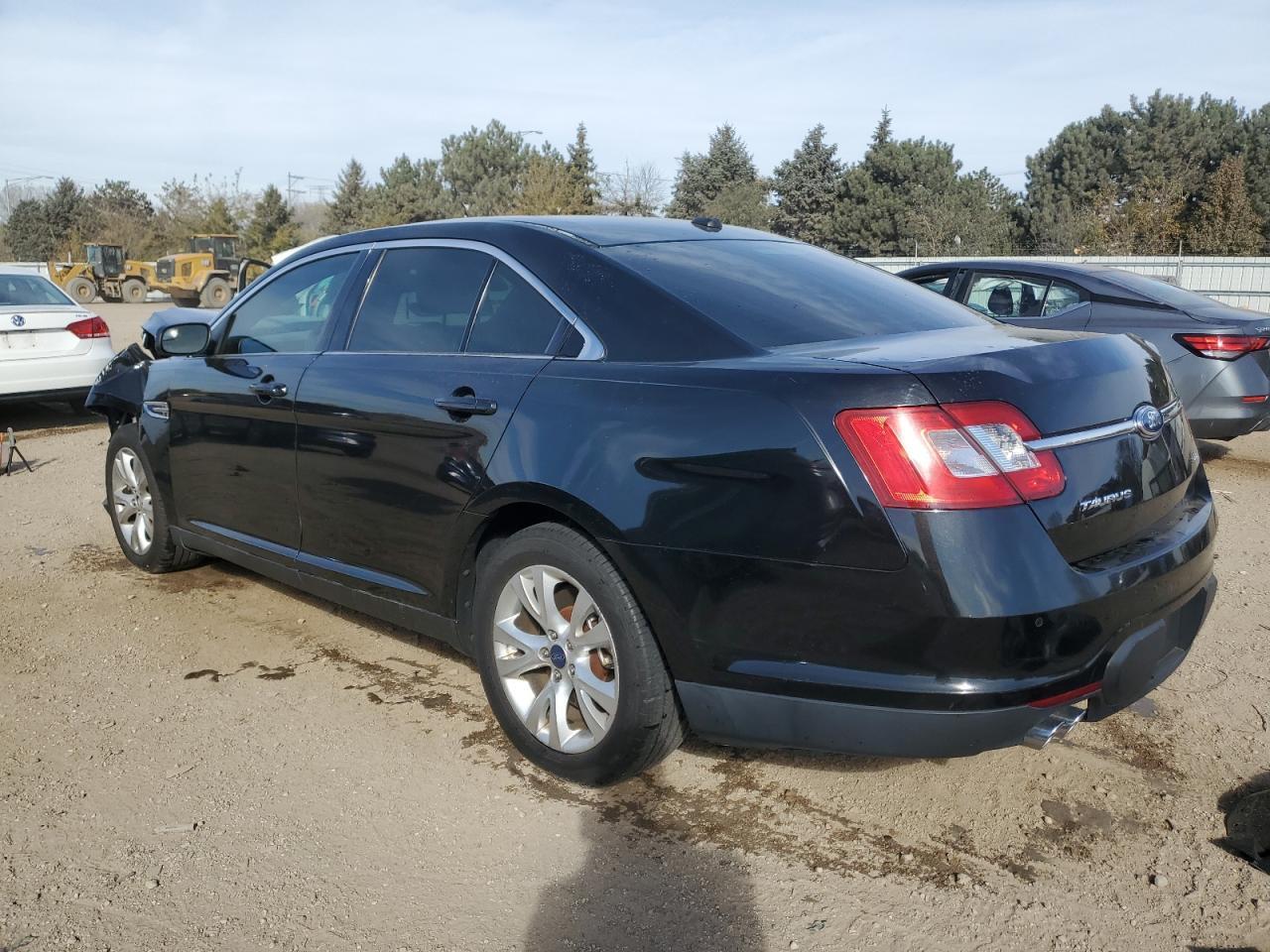 2012 Ford Taurus Sel - Фото 2