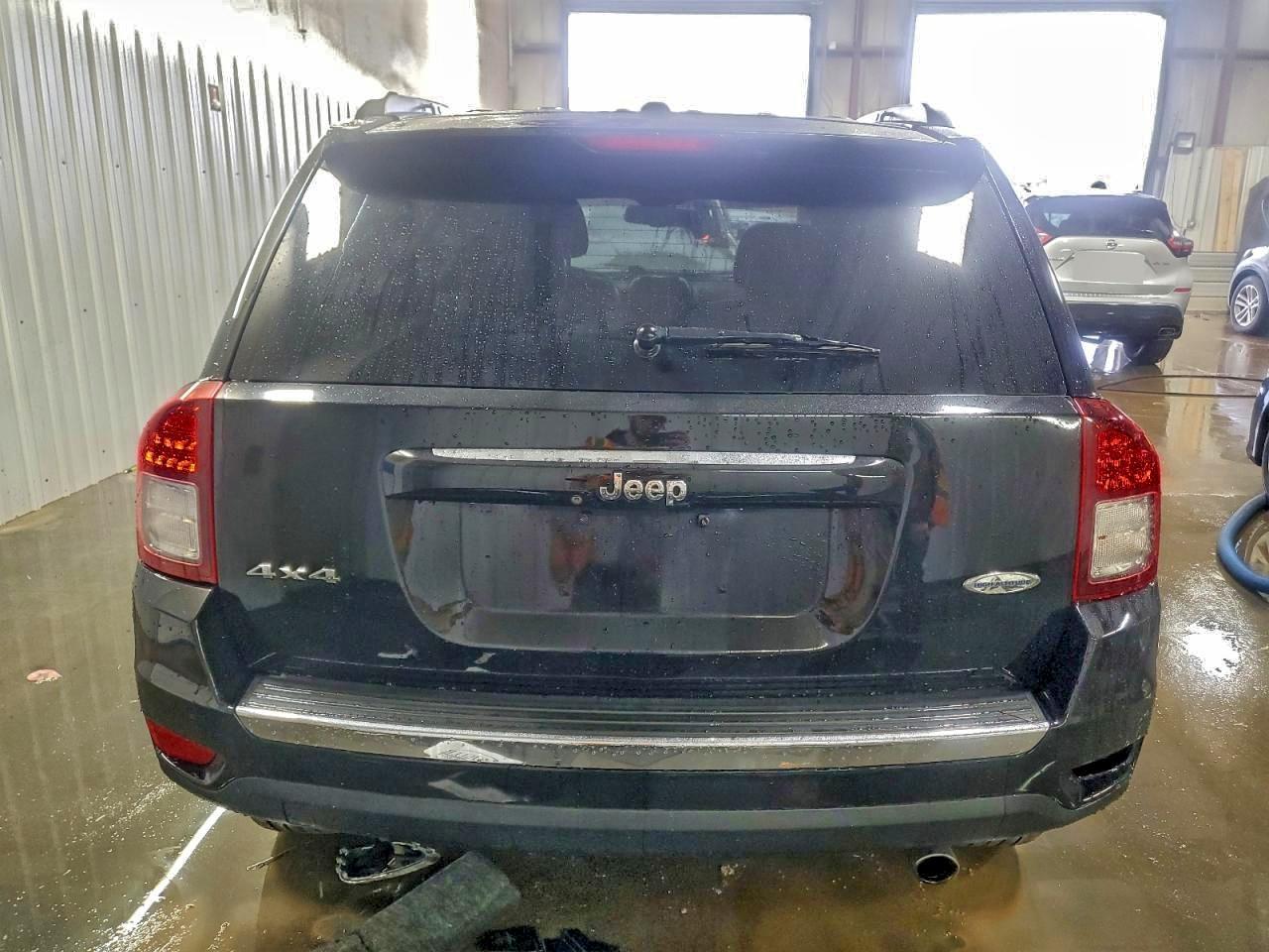 2016 Jeep Compass Latitude - Фото 6