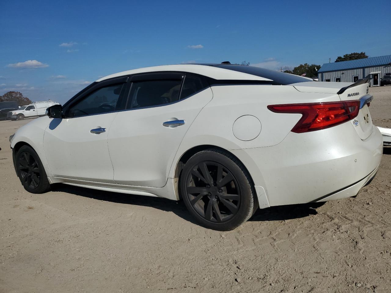 2016 Nissan Maxima 3.5S - Image 2