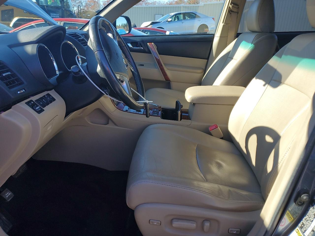 2011 Toyota Highlander Limited - Фото 7