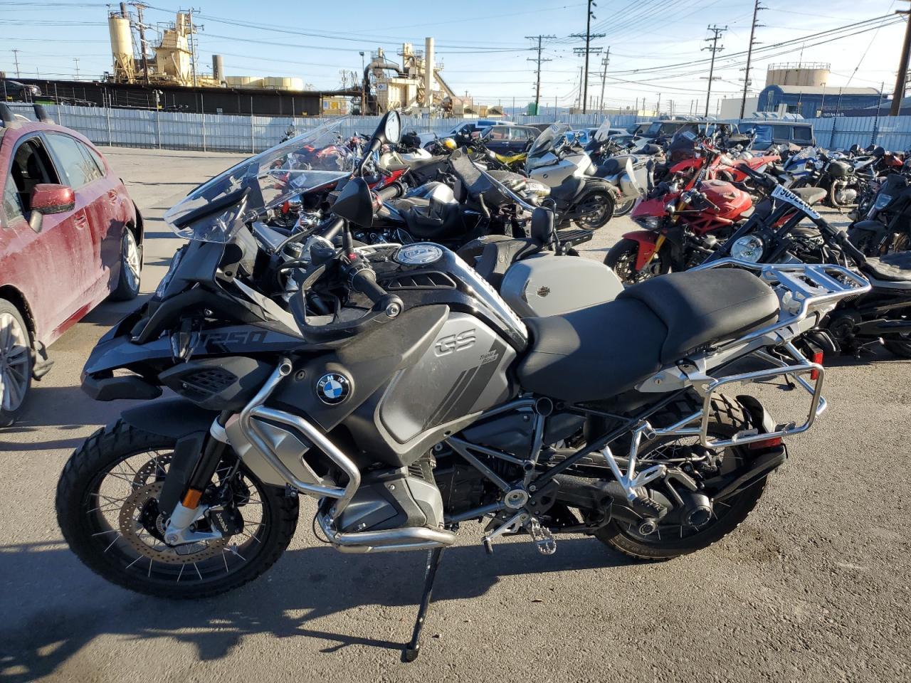 2024 BMW R 1250 Gs Adventure - Image 3