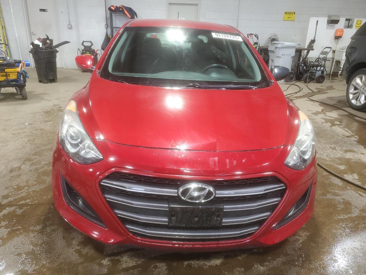 2017 Hyundai Elantra Gt Base - Image 5