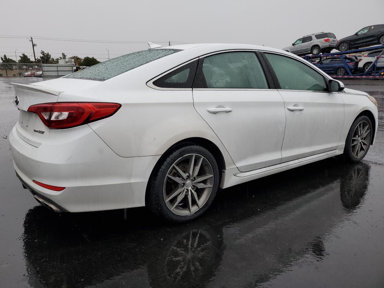 2017 Hyundai Sonata - Image 3