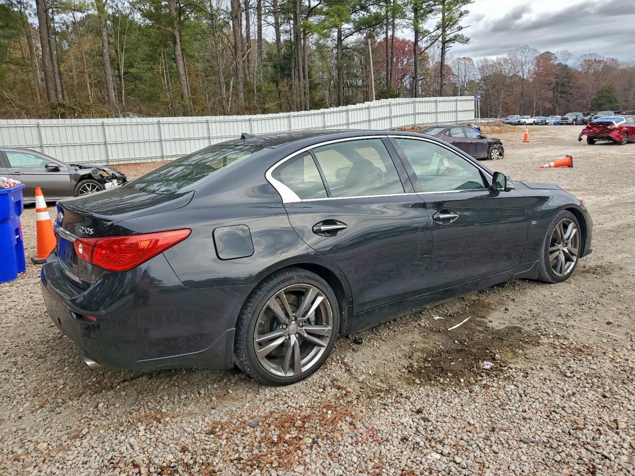 2017 Infiniti Q50 Premium - Фото 3