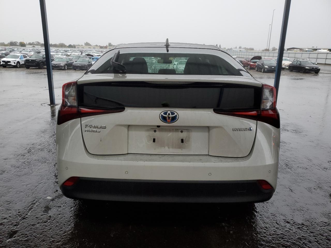 2019 Toyt Prius - Image 6