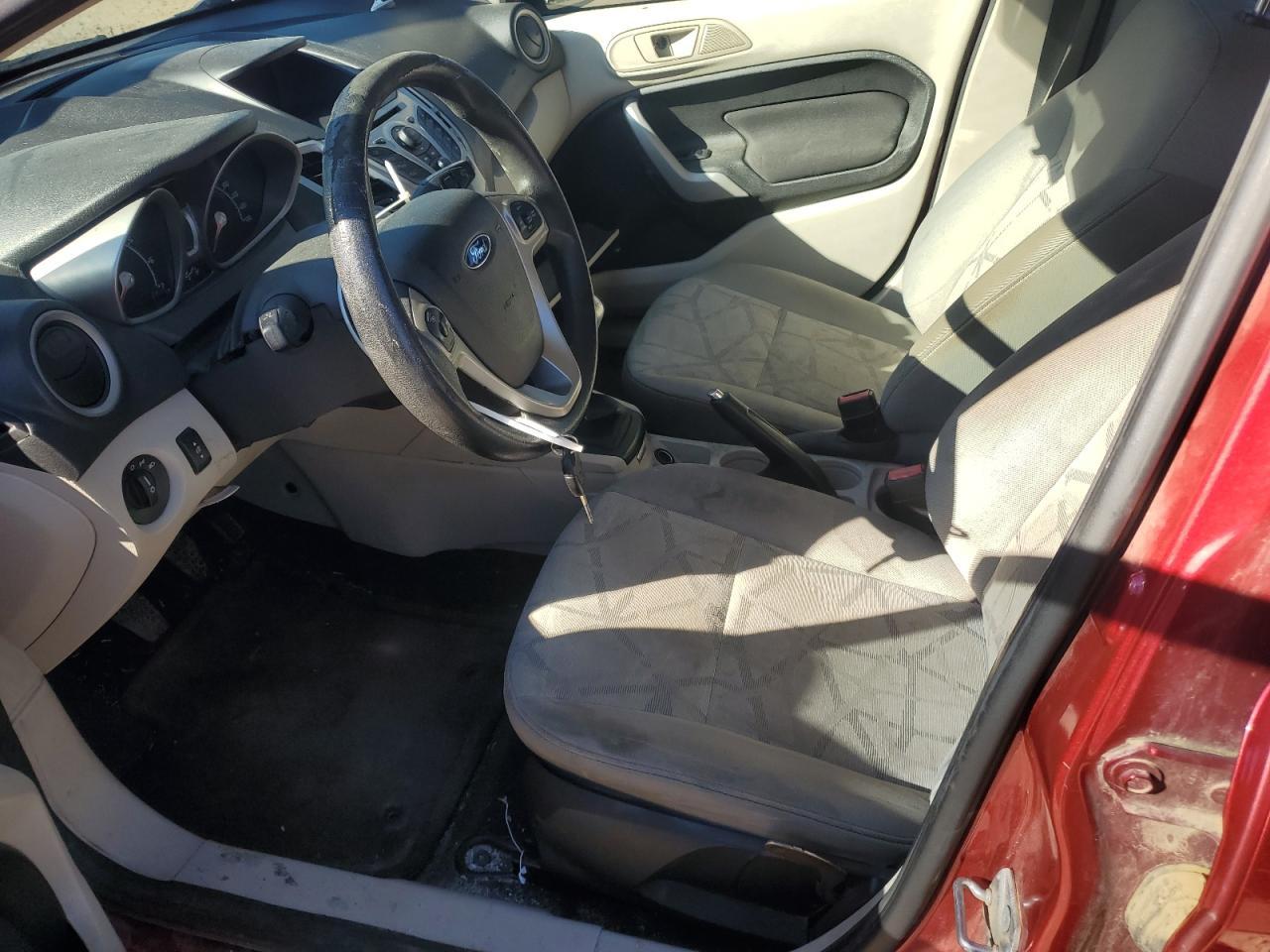 2011 Ford Fiesta Se - Image 7