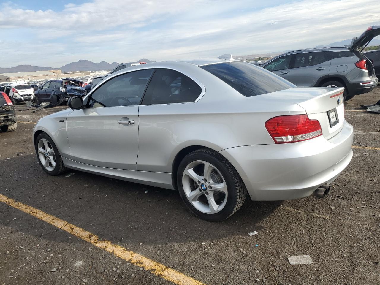 2011 BMW 128 I - Фото 2