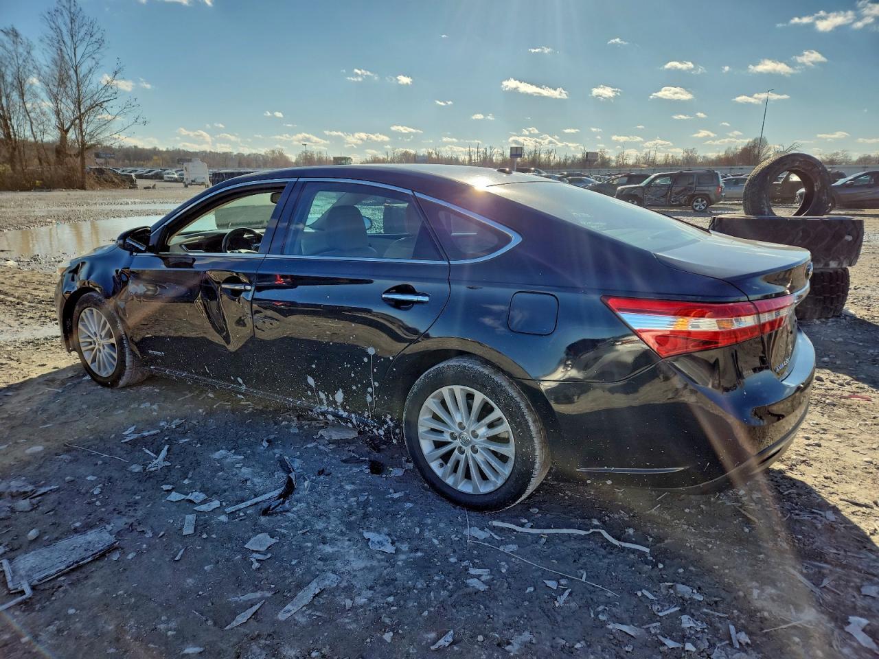 2013 Toyota Avalon Hybrid - Фото 2