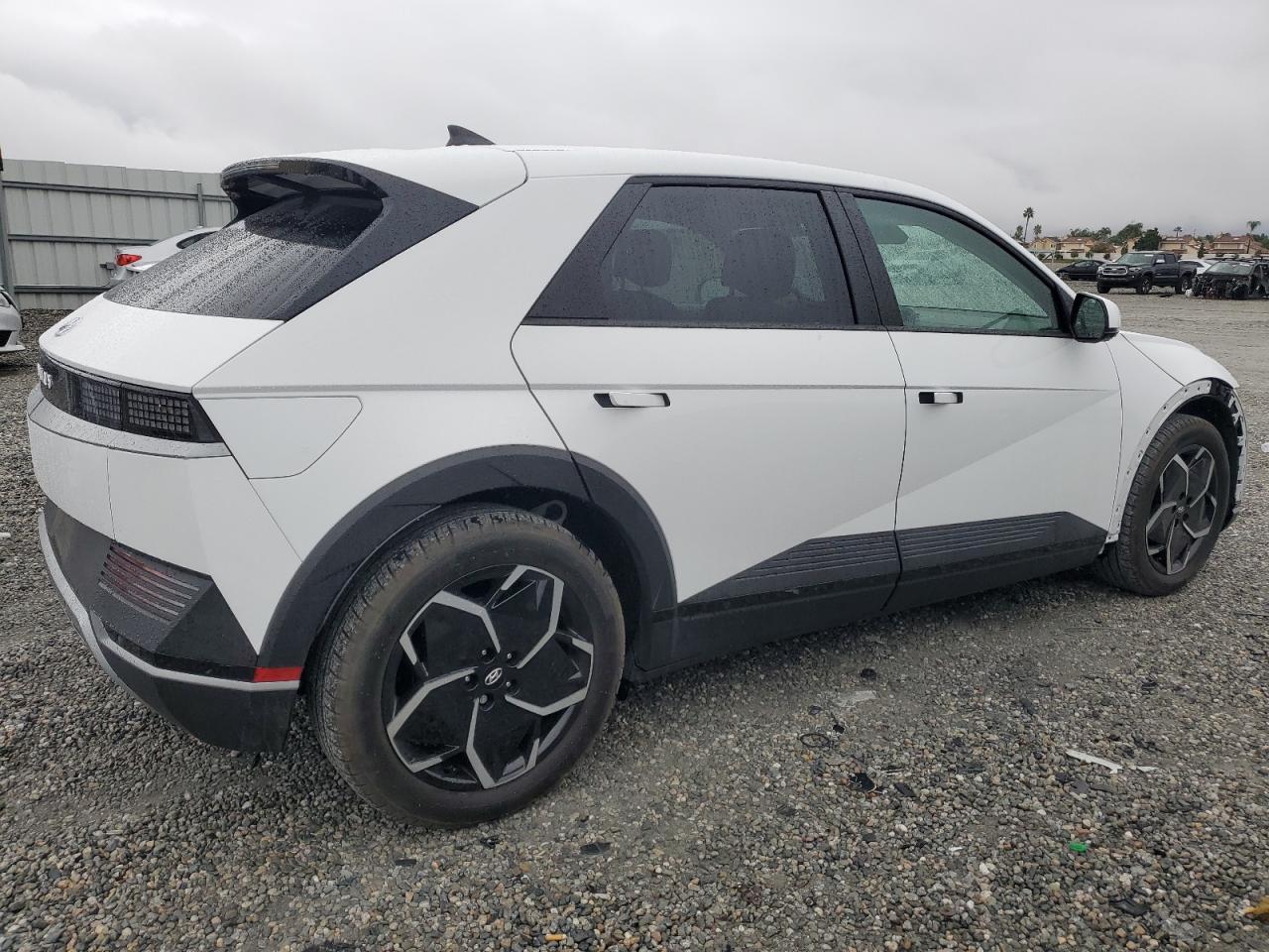 2024 Hyundai Ioniq 5 Sel - Image 3