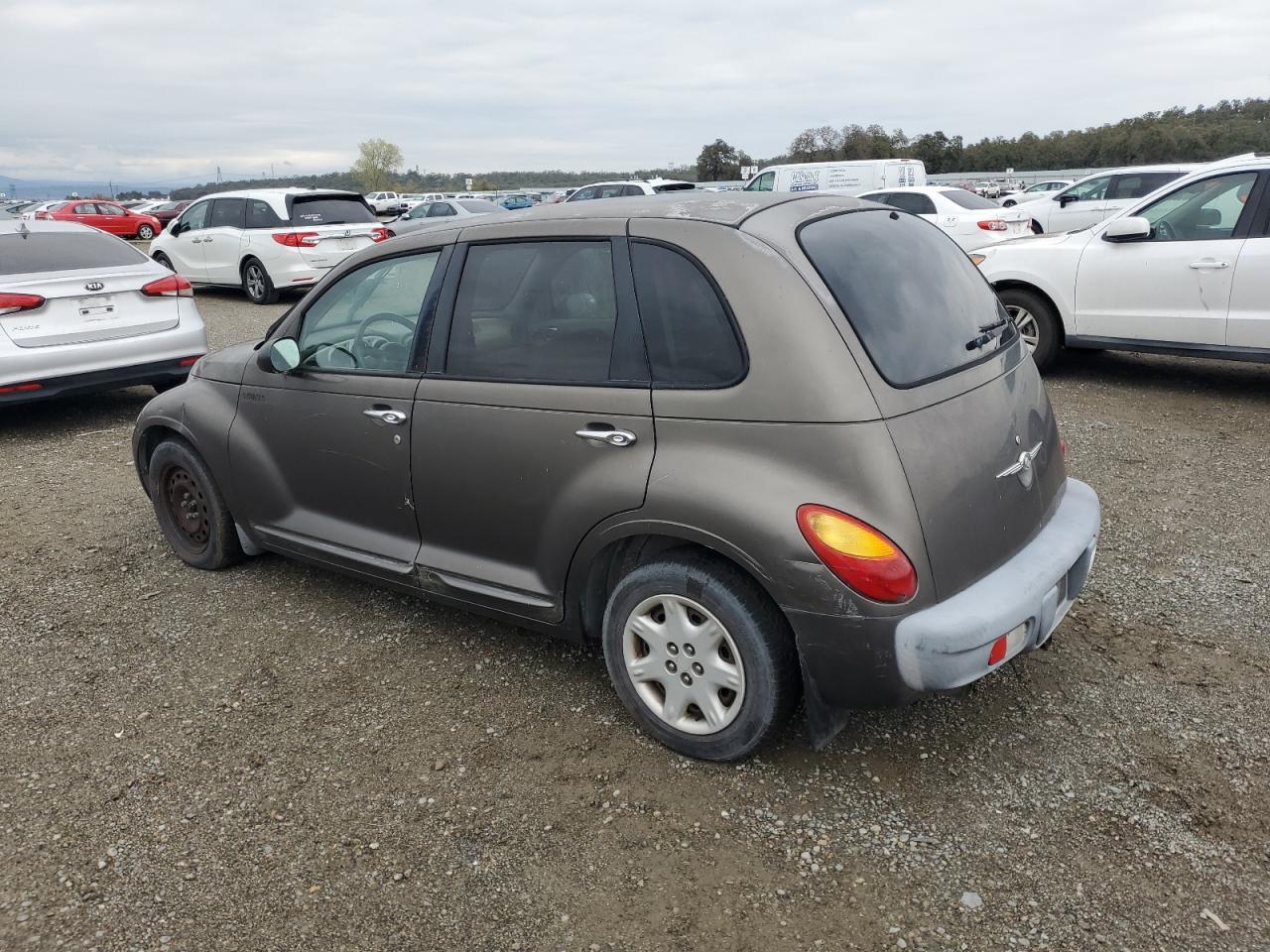 2002 Chrysler Pt Cruiser Classic - Image 2