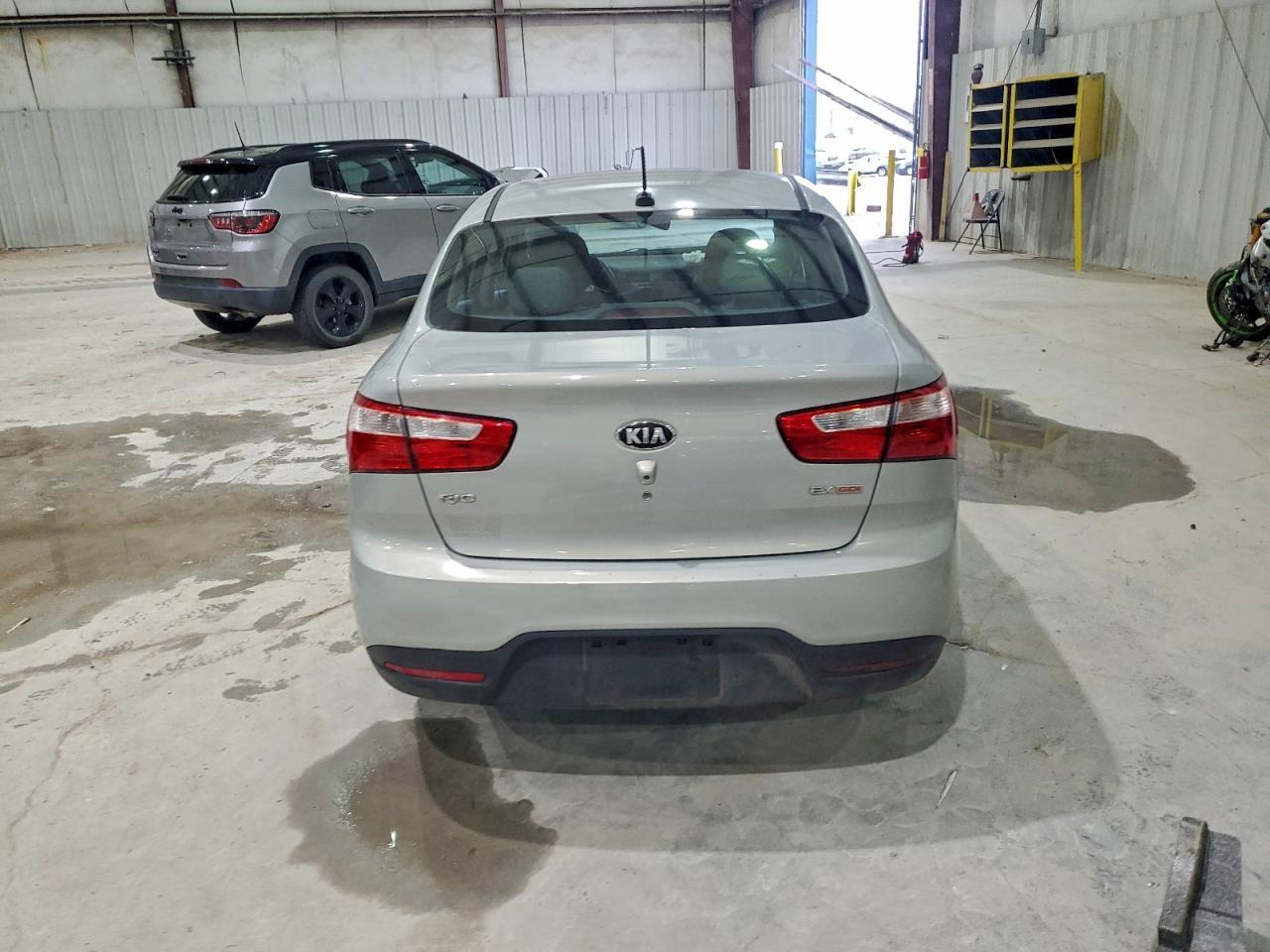 2013 Kia Rio Ex - Фото 6