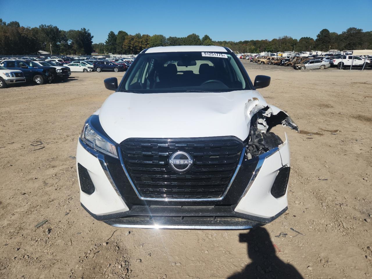 2023 Nissan Kicks S - Image 5