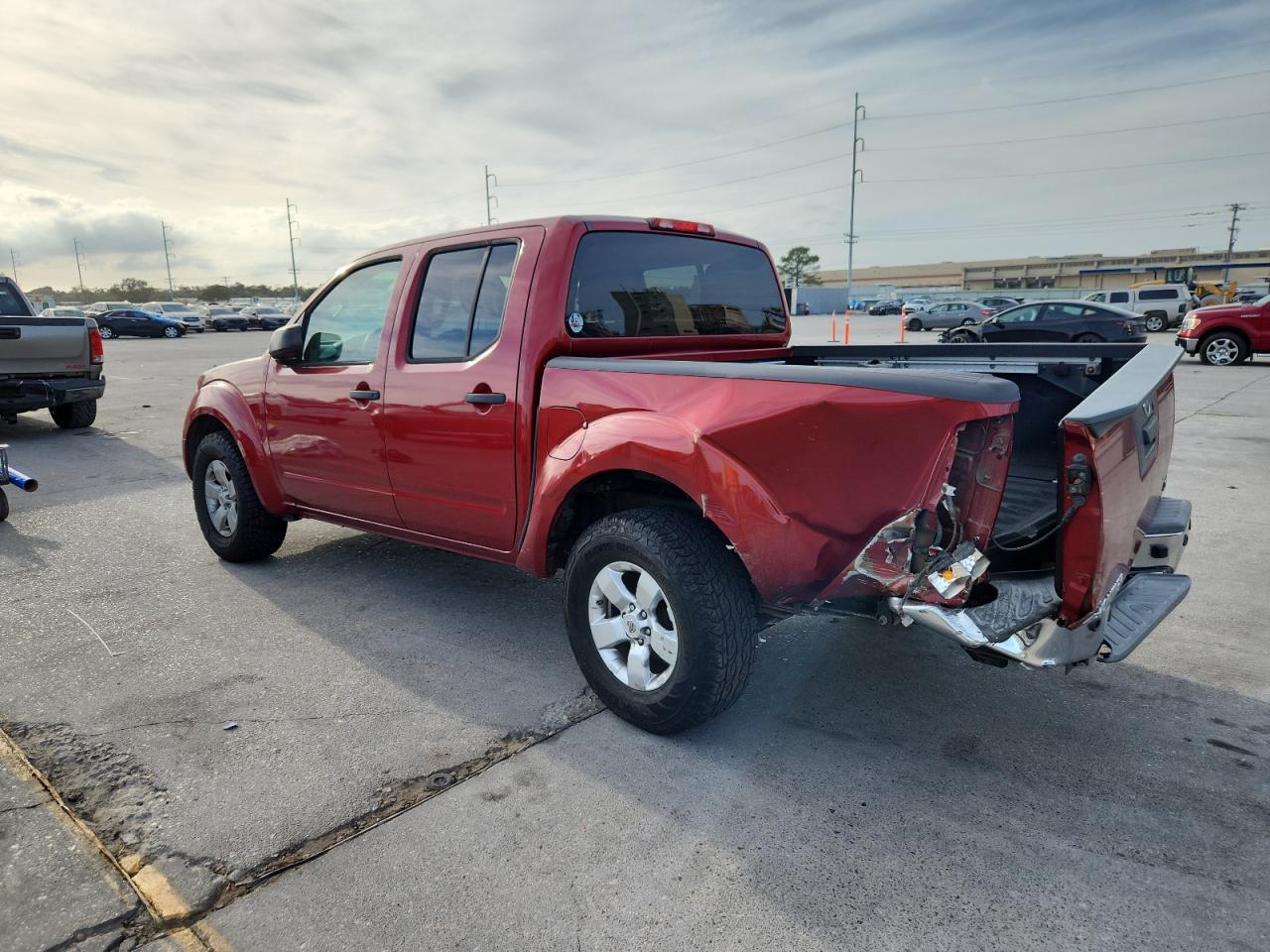 2013 Nissan Frontier S - Image 2