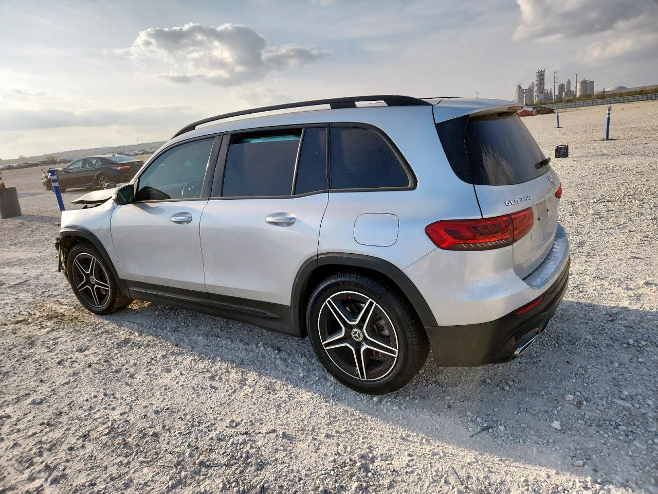 2020 Mercedes-Benz Glb 250 - Image 2