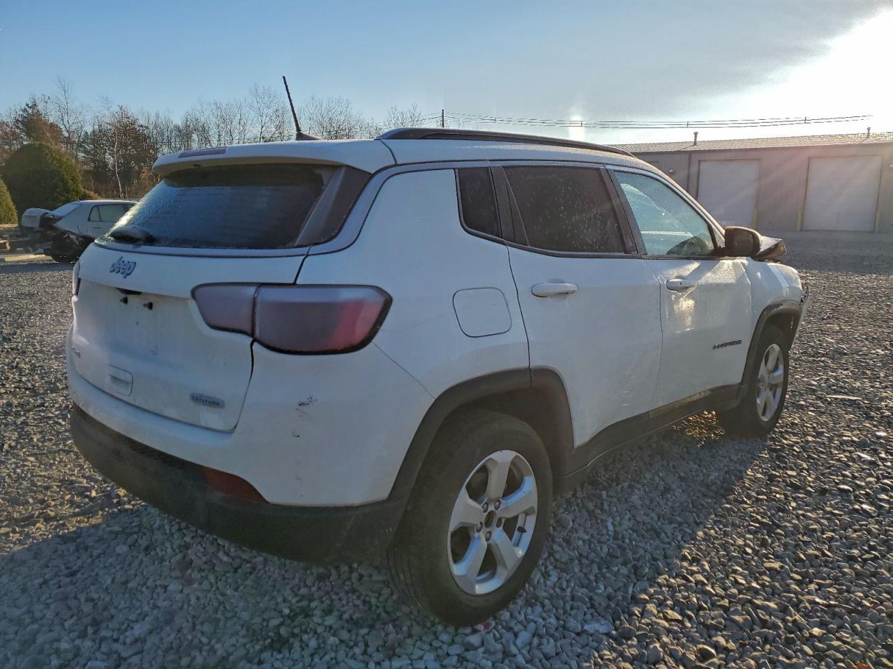 2021 Jeep Compass Latitude - Image 3