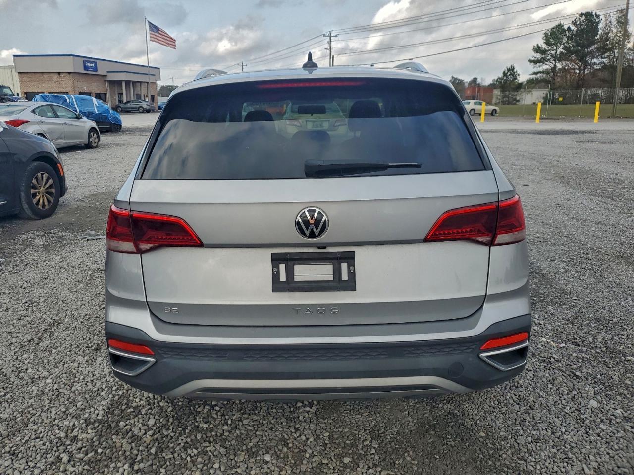 2022 Volkswagen Taos Se - Image 6