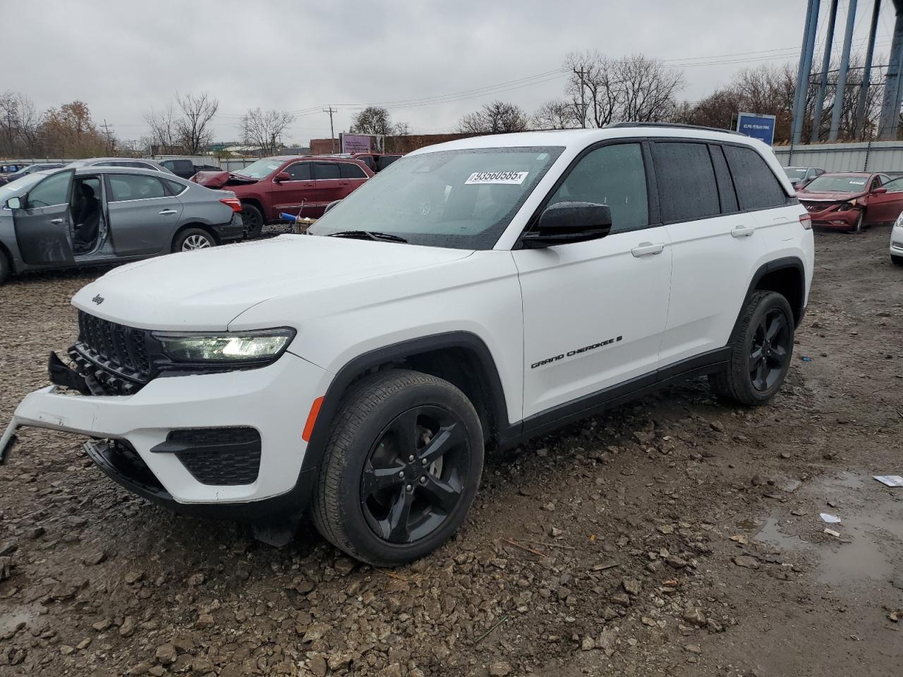 2023 Jeep Grand Cherokee Laredo