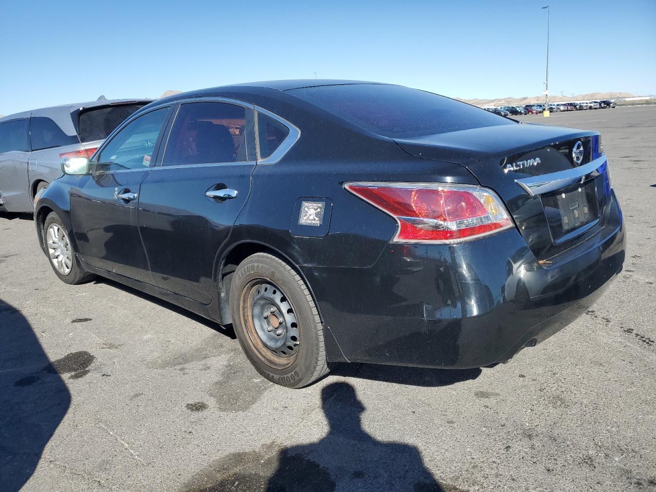 2015 Nissan Altima - Image 2