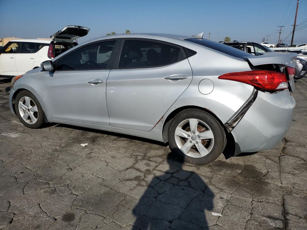2013 Hyundai Elantra Gls - Фото 2