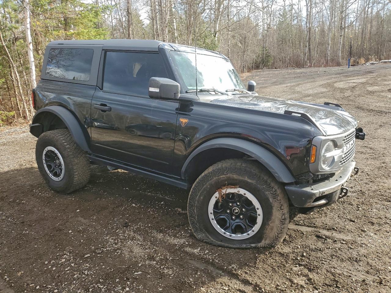 2024 Ford Bronco Badlands - Image 4