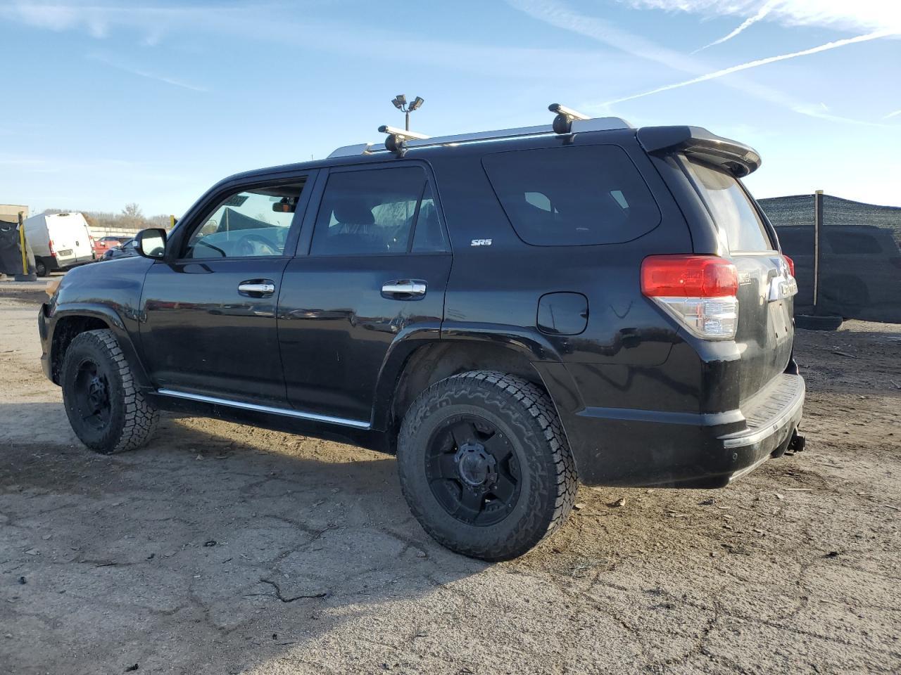 2011 Toyota 4Runner Sr5 - Фото 2