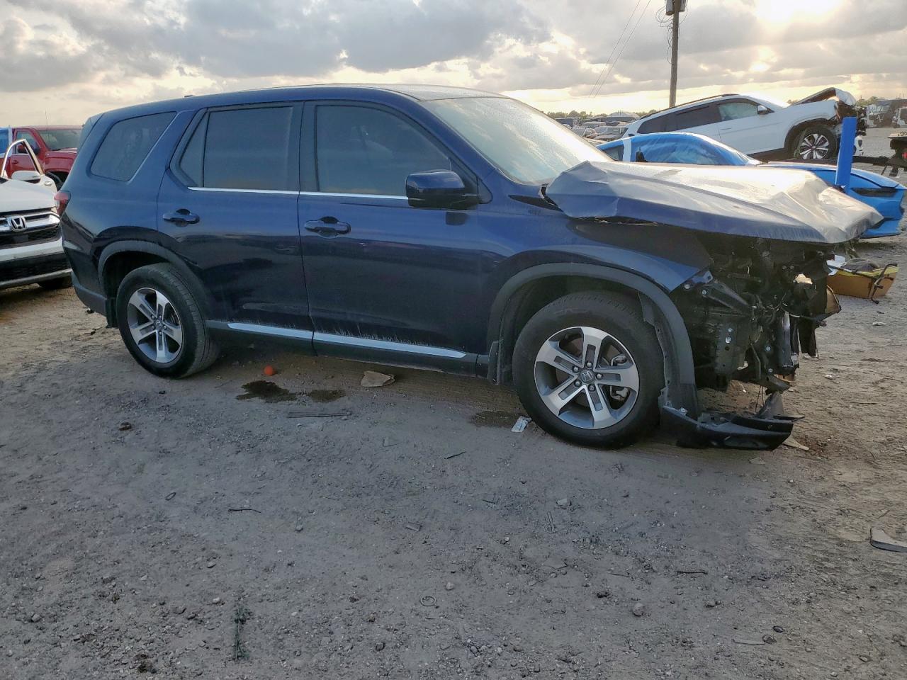 2025 Honda Pilot Exl - Image 4